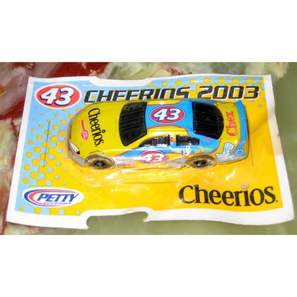 VINTAGE 2003 CHEERIOS 43 PETTY ENTERPRISES DIE CAST DODGE NASCAR CAR 1:64 NIP